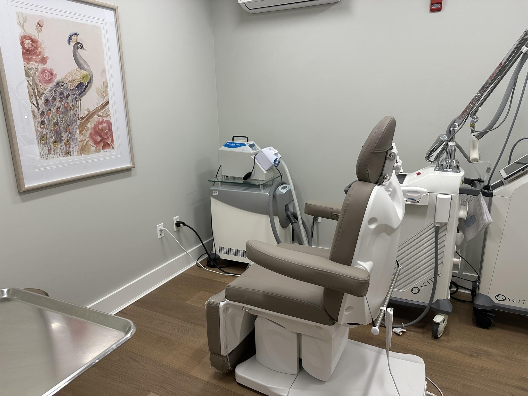 Laser treatment room