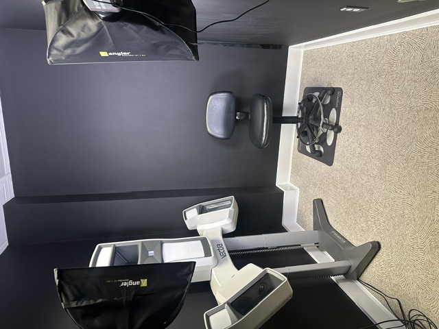 The photography room, with the Vectra 3D imaging system and standardized studio lighting